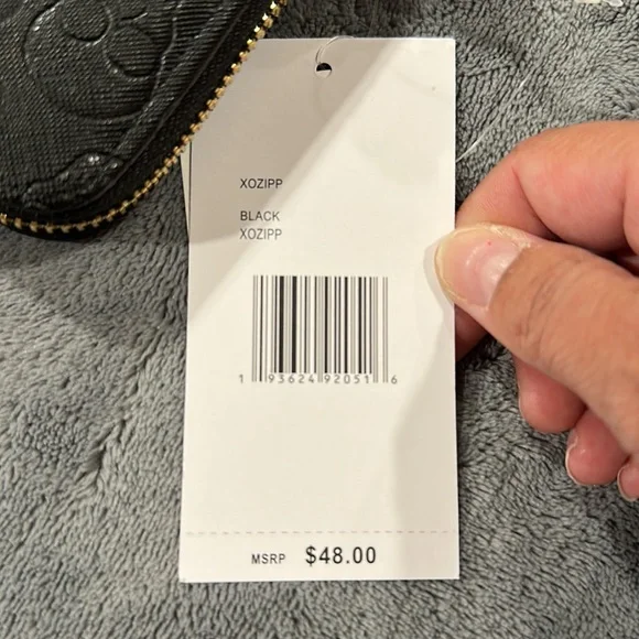 Betsy Johnson Scully wristlet - Picture 4 of 5